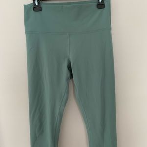 Green lulu lemon leggings